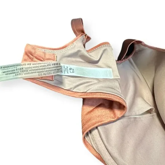 VICTORIA’S SECRET Women’s Rose Gold Twist Front Push-Up Bikini Top Size 38DDD - Picture 3 of 10